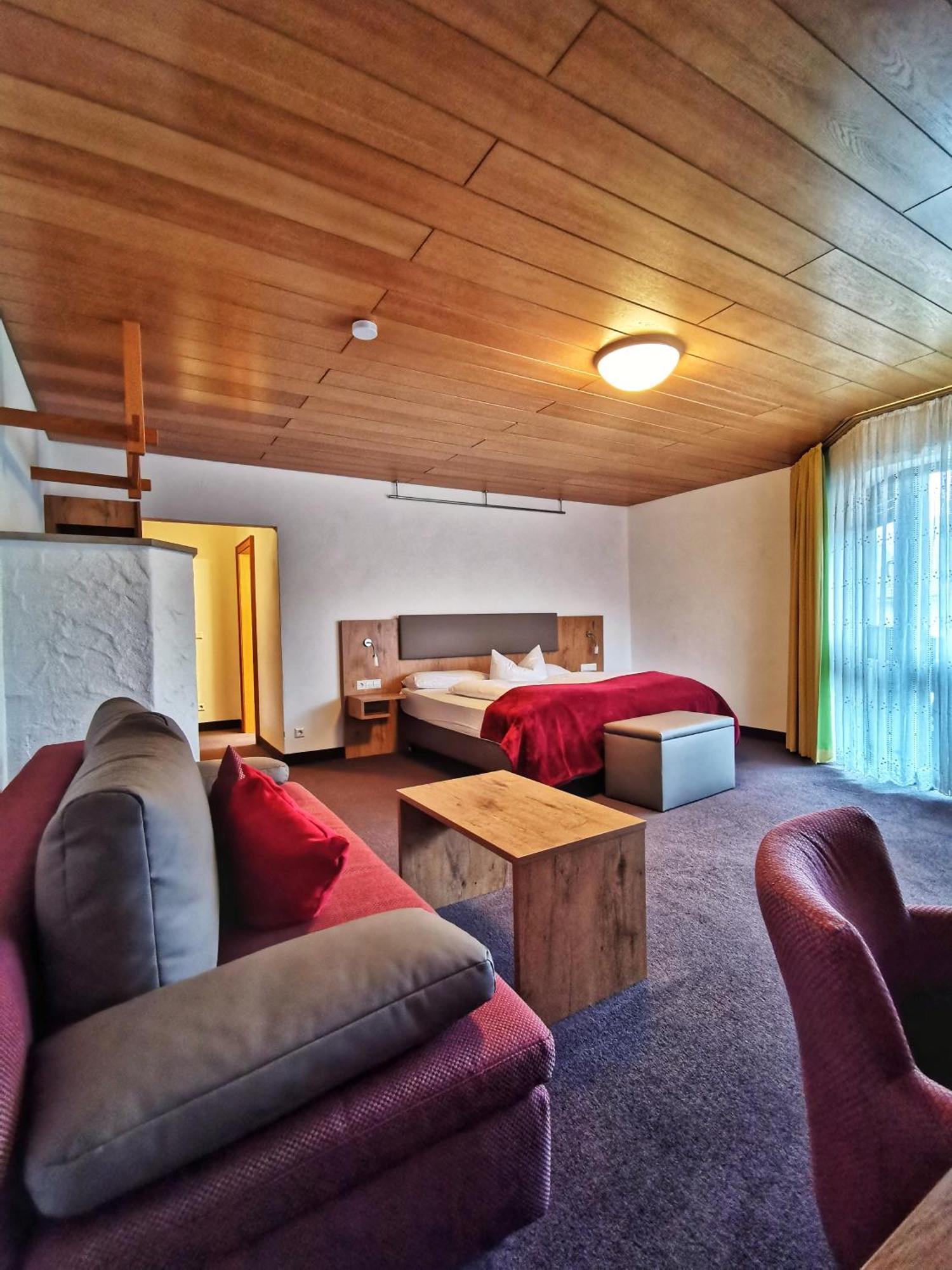 Hotel Krone Nellingen Ngoại thất bức ảnh