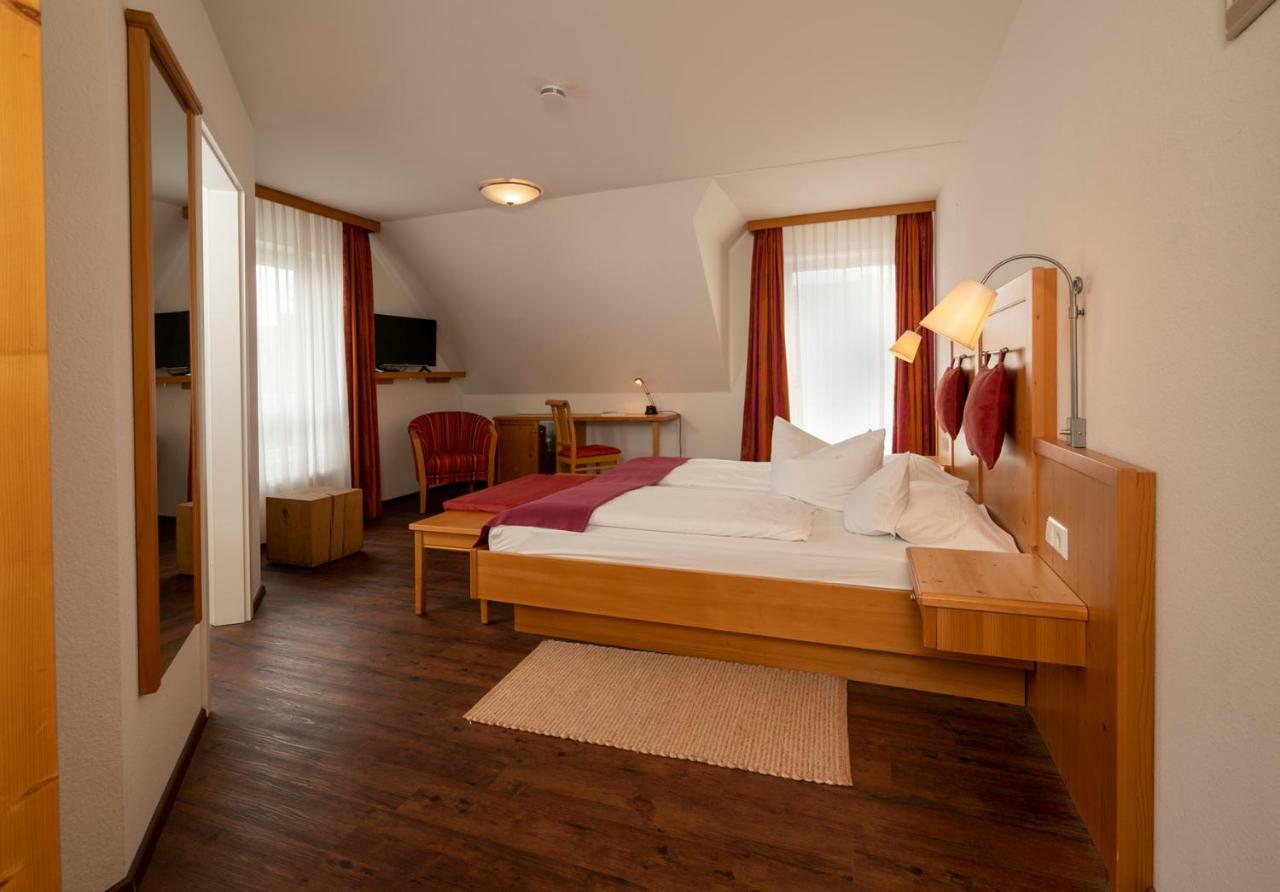 Hotel Krone Nellingen Ngoại thất bức ảnh